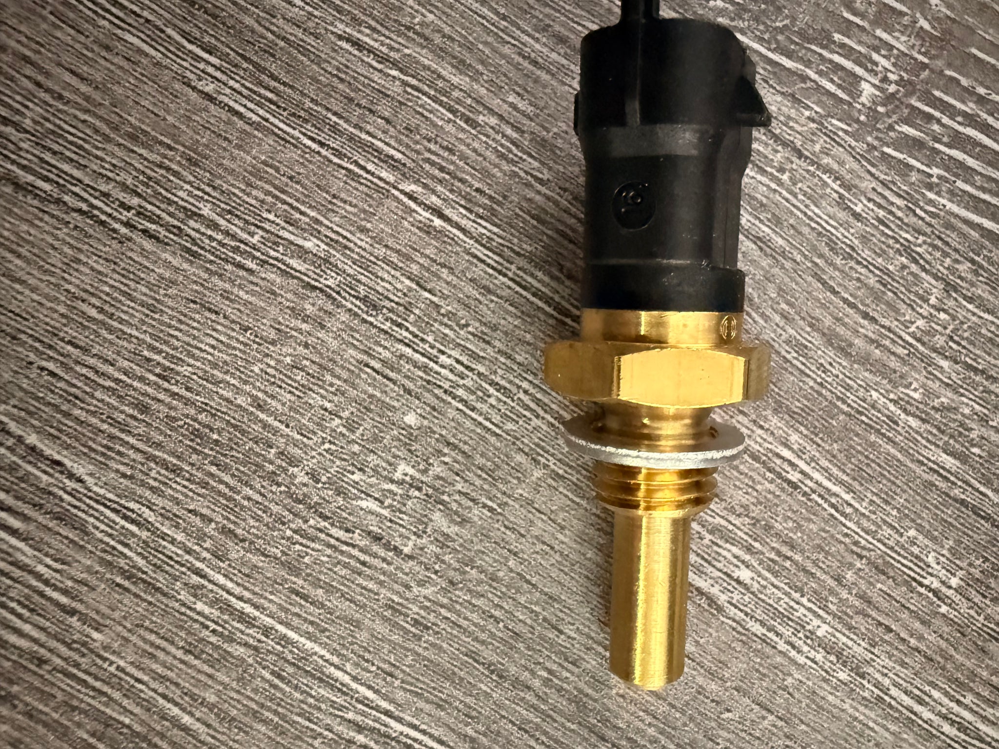 FUEL TEMPERATURE SENSOR ALL QSD ENGINES – Arvor Marine Parts VAT 324 ...